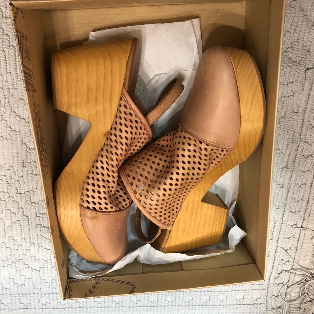 Free People Logan Clog